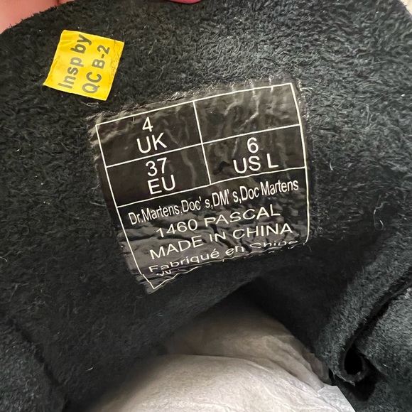 Dr. Martens, women size 6 - Picture 5 of 6